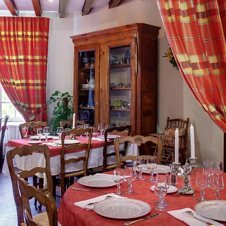 Relais D'auvergne فندق Saint-Gervais-dʼAuvergne