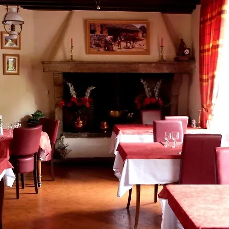 Relais D'auvergne فندق Saint-Gervais-dʼAuvergne