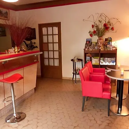 Relais D'auvergne فندق 3*