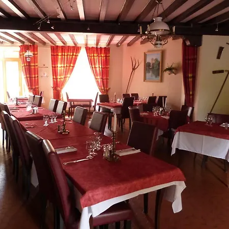 ホテル Relais D'auvergne Saint-Gervais-dʼAuvergne