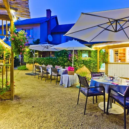 Hotel Relais D'auvergne 3*