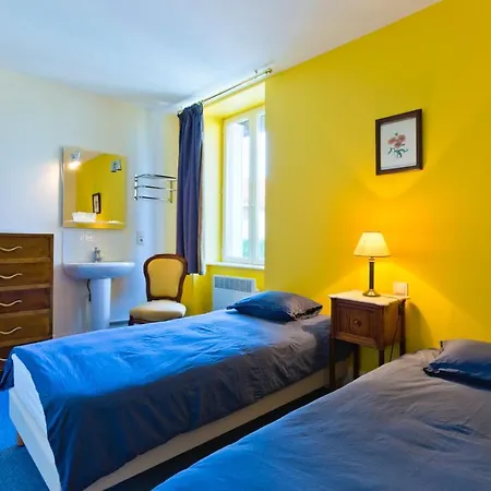 Relais D'auvergne فندق