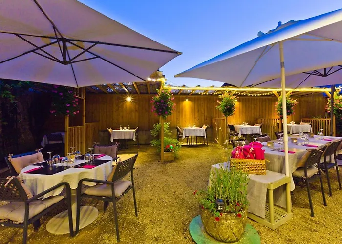 Hotel Relais D'auvergne 3*